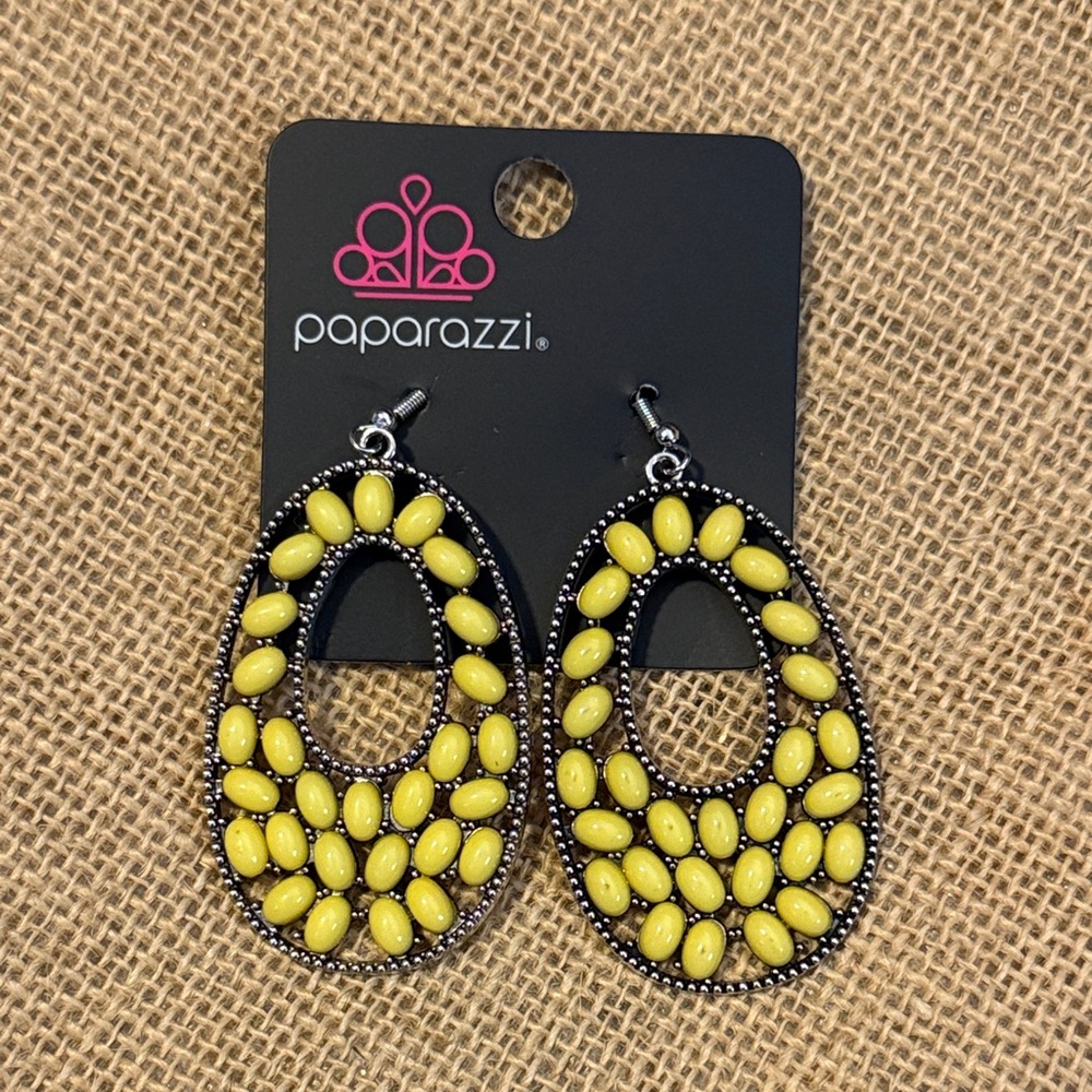 ๐ป Paparazzi Beaded Shores Yellow Beaded Dangle Earrings